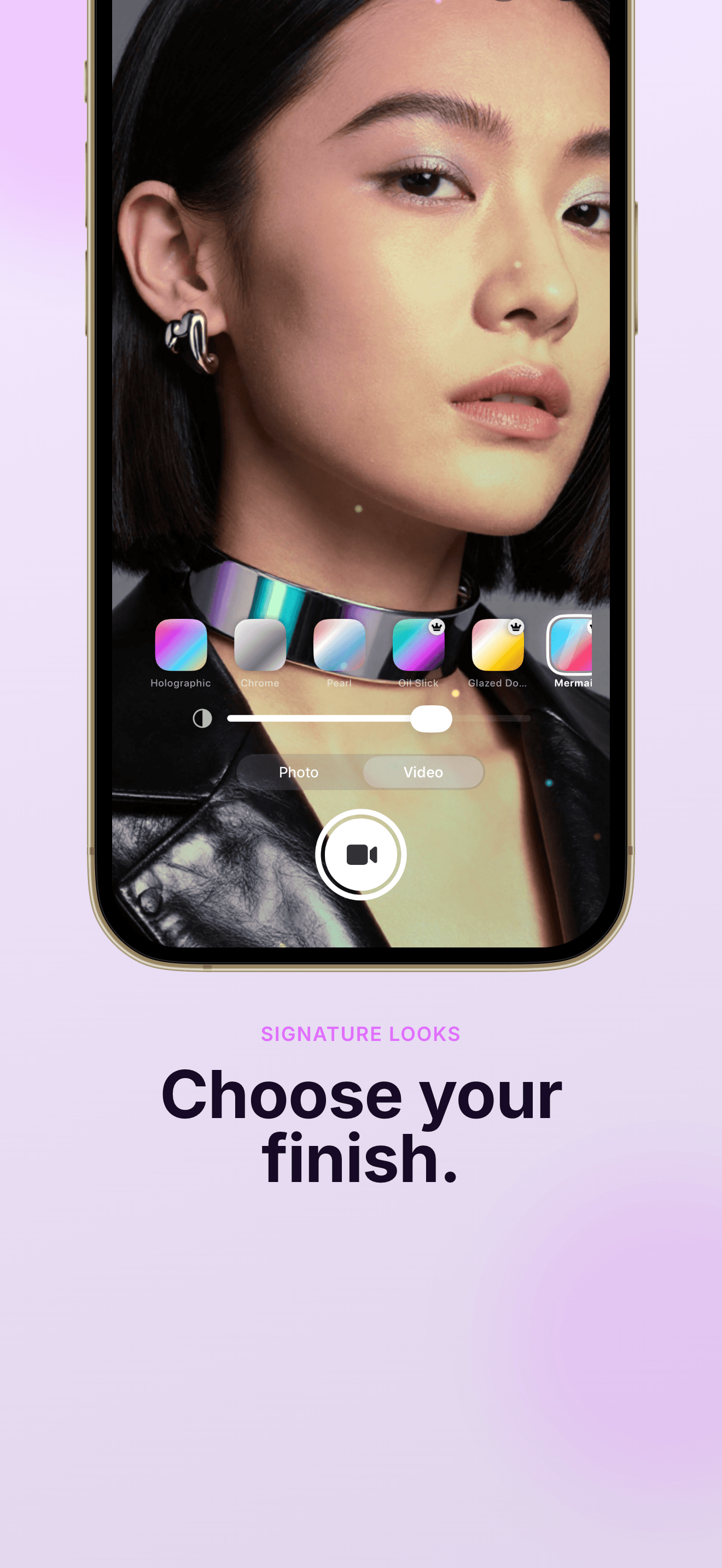 Glaze signature holographic looks